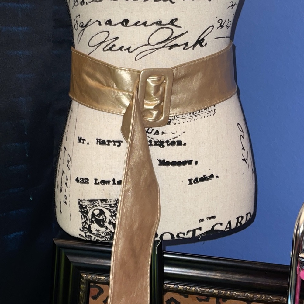 Gold waist belt